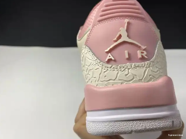 HYPE Sail Rust CK9246-116 (W) Jordan Air 3 Pink Retro 0520